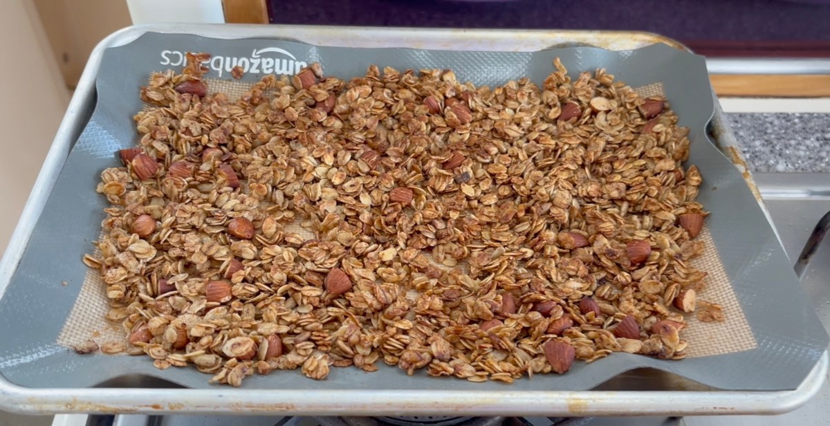 Life on Lady- Making&nbsp;Granola